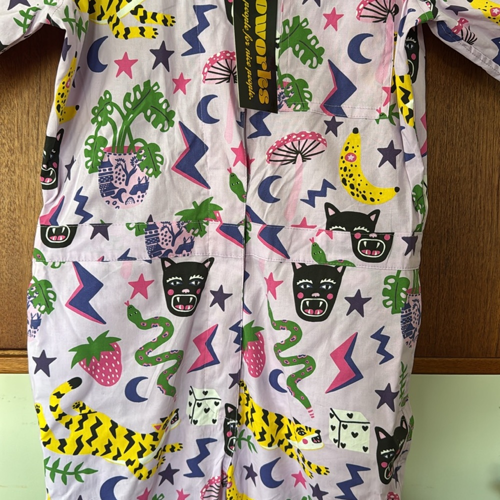 Nooworks Coveralls by Amy Hastings. Fun and dynamic patterns. Size Medium. NWT. - Picture 6 of 15